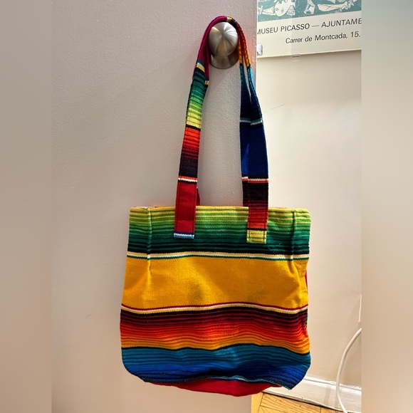 Mexican pattern tote bag, no pockets and some wear on one side (shown in photo) - Picture 5 of 5